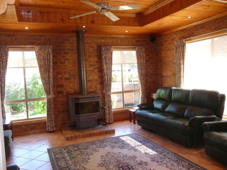4 Cotham Court, South Morang VIC 3752, South Morang - Thumbnail 6