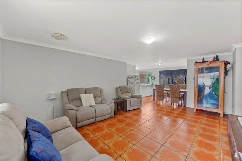 28 Ancona Street, Carrara - Thumbnail 3