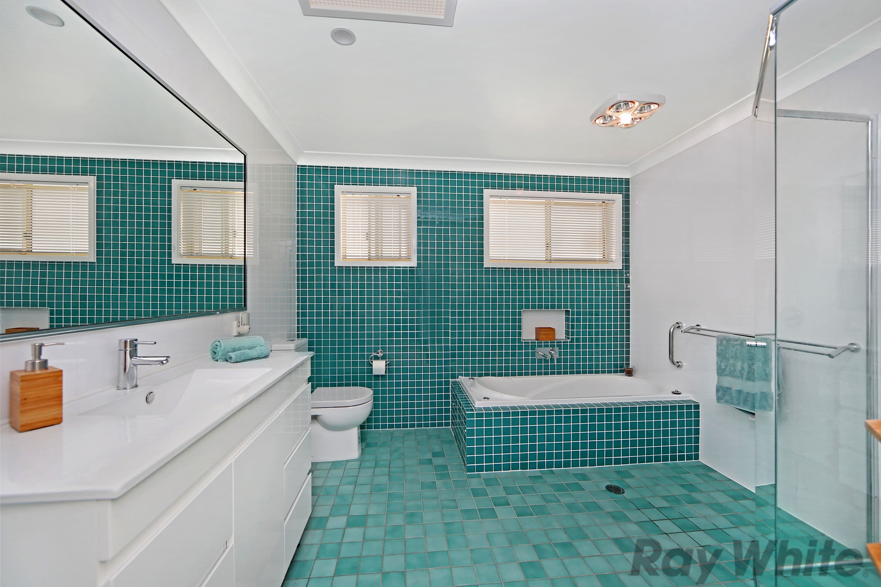 8 Government Road, Summerland Point - Thumbnail 7