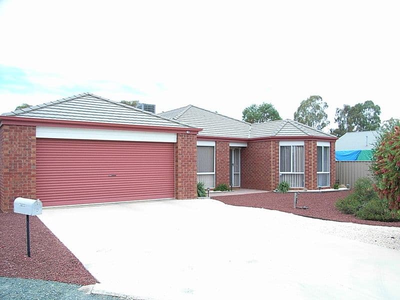 4 Tanderra Court, ECHUCA VIC 3564, Echuca - Image 1