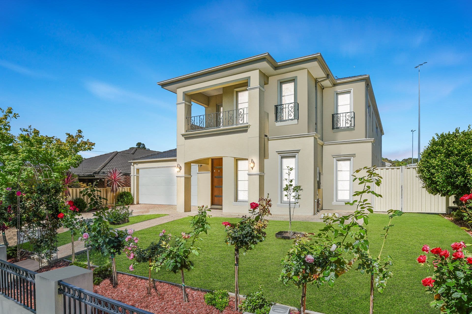 16 Mayfield Drive, Mount Waverley VIC 3149, Mount Waverley - Image 1