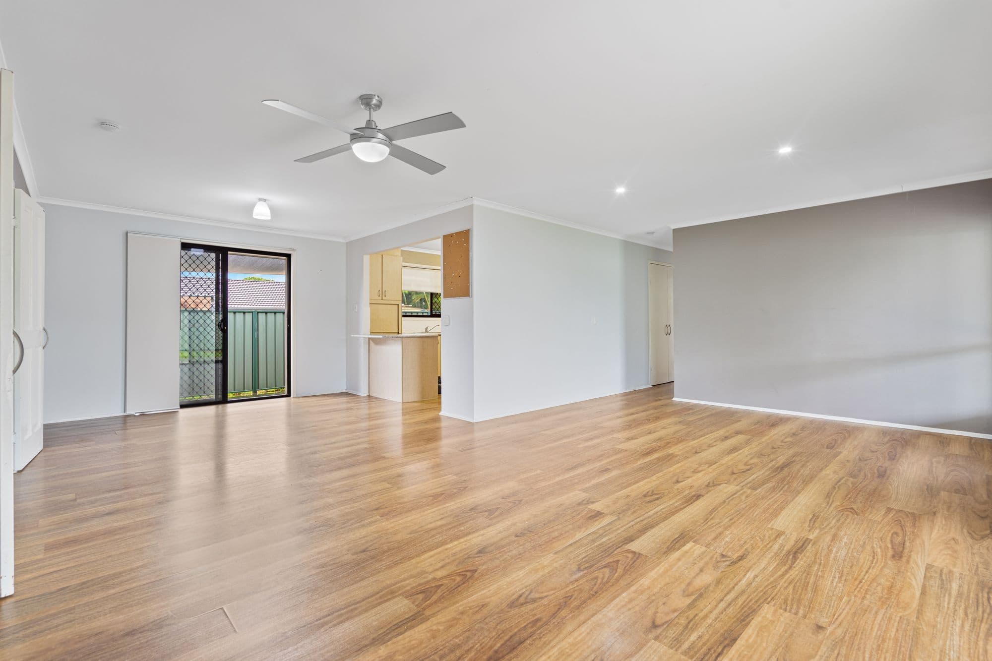 56 Robert Stanley Drive, Mount Warren Park QLD 4207, Mount Warren Park - Thumbnail 4