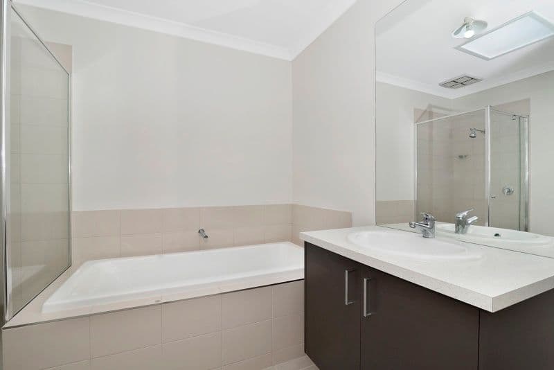 13 Gladeville Drive, Eaglehawk VIC 3556, Eaglehawk - Thumbnail 5