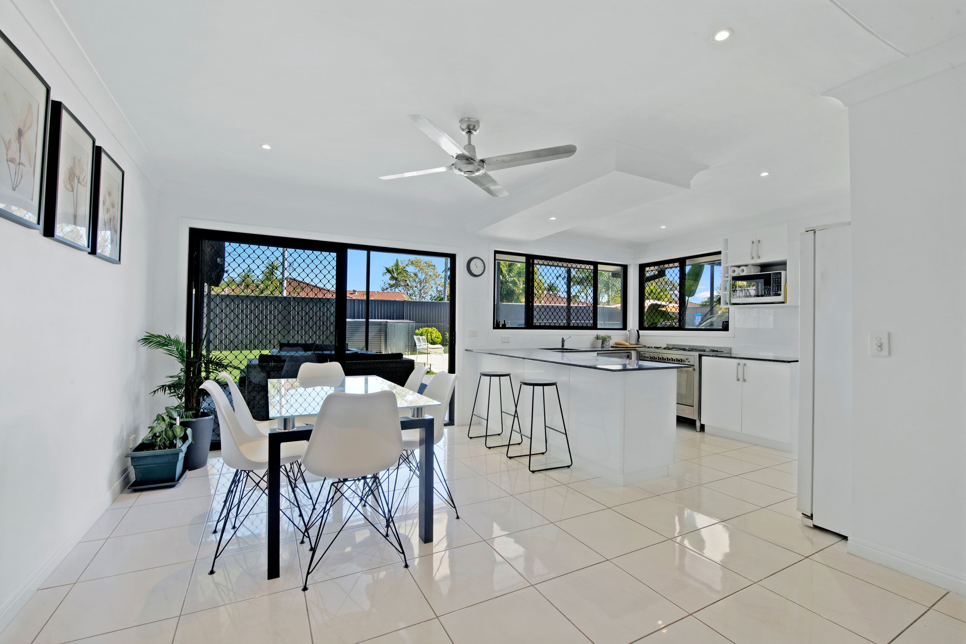 7 Rawlinna Drive, Mermaid Waters QLD 4218, Mermaid Waters - Thumbnail 5