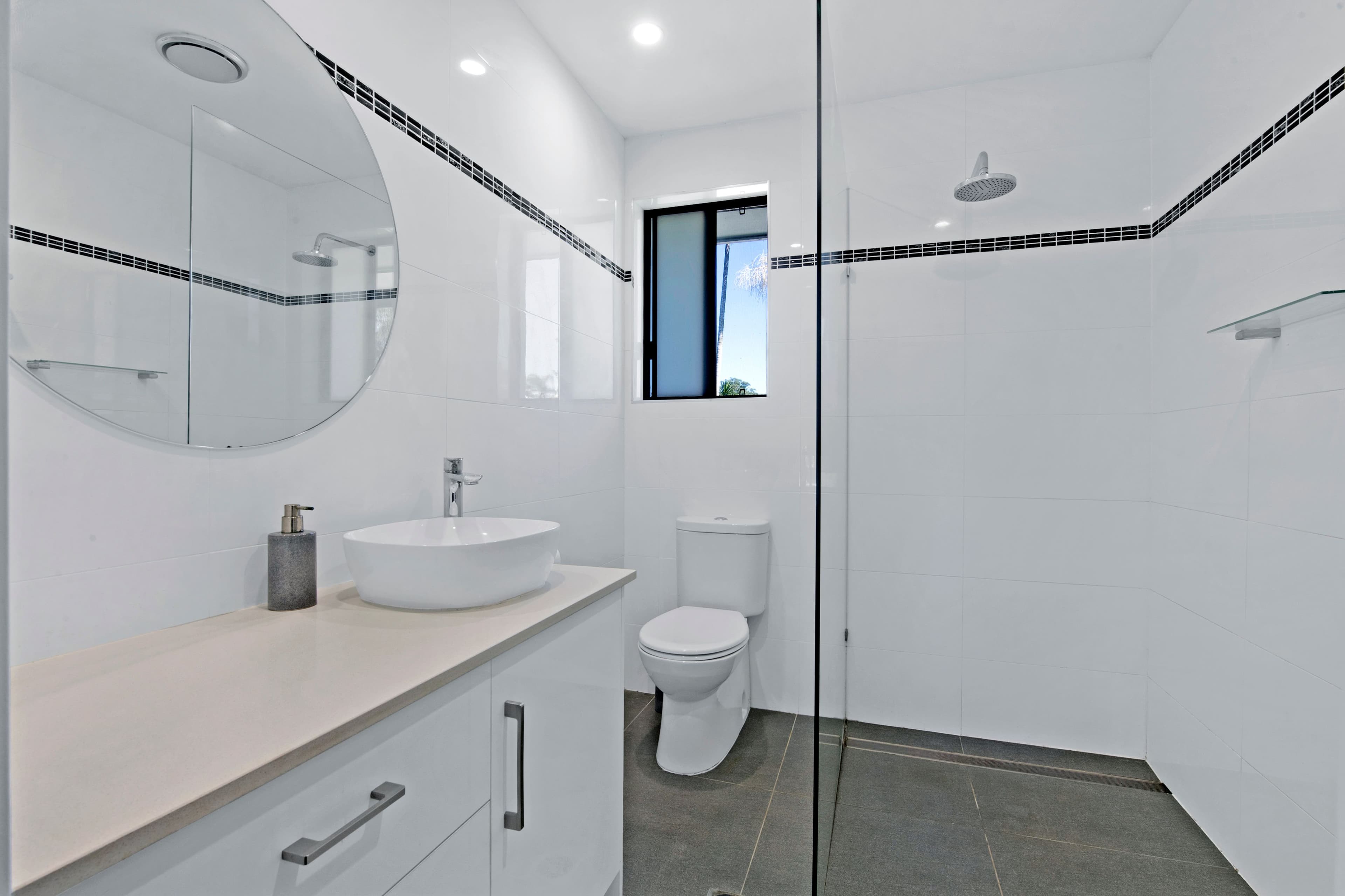 7 Rawlinna Drive, Mermaid Waters QLD 4218, Mermaid Waters - Thumbnail 8
