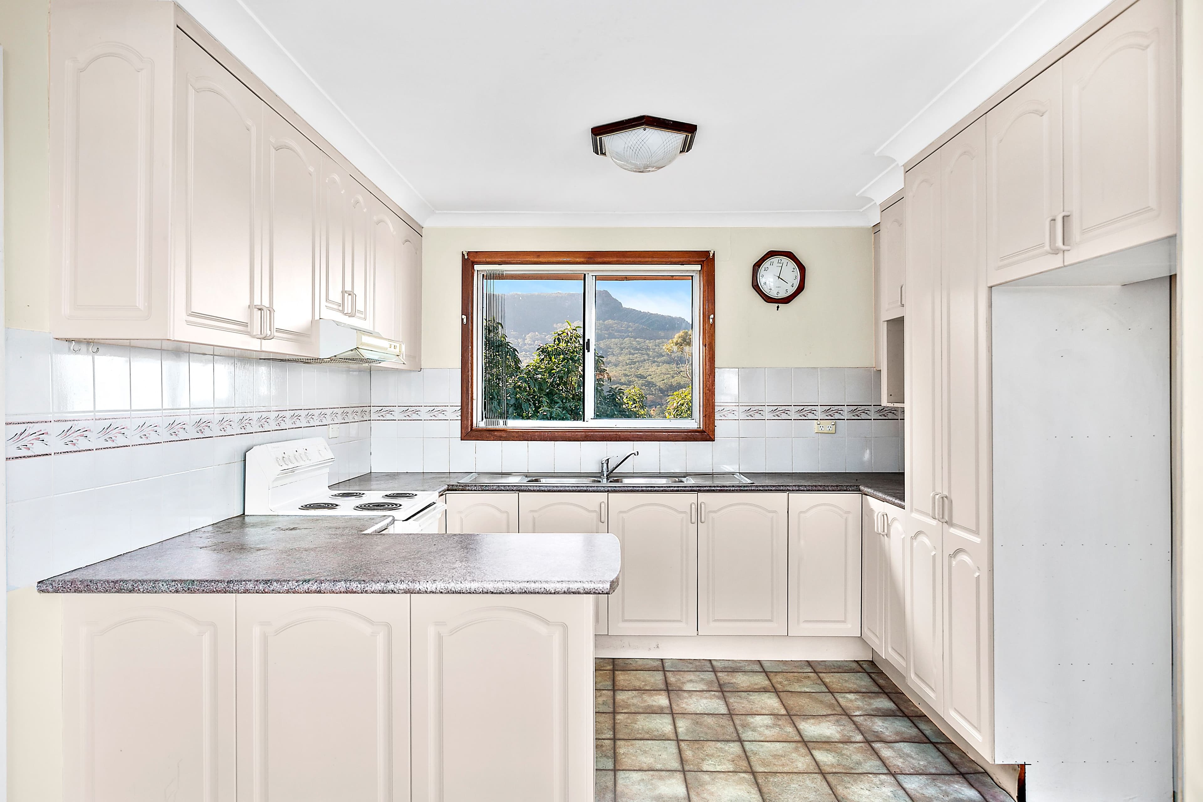16 Hudson Avenue, Balgownie - Thumbnail 5
