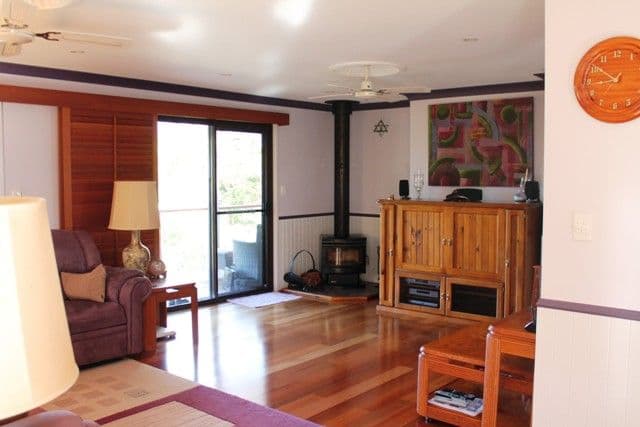 21 Saguaro Court, Tamborine Mountain QLD 4272, Tamborine Mountain - Thumbnail 2