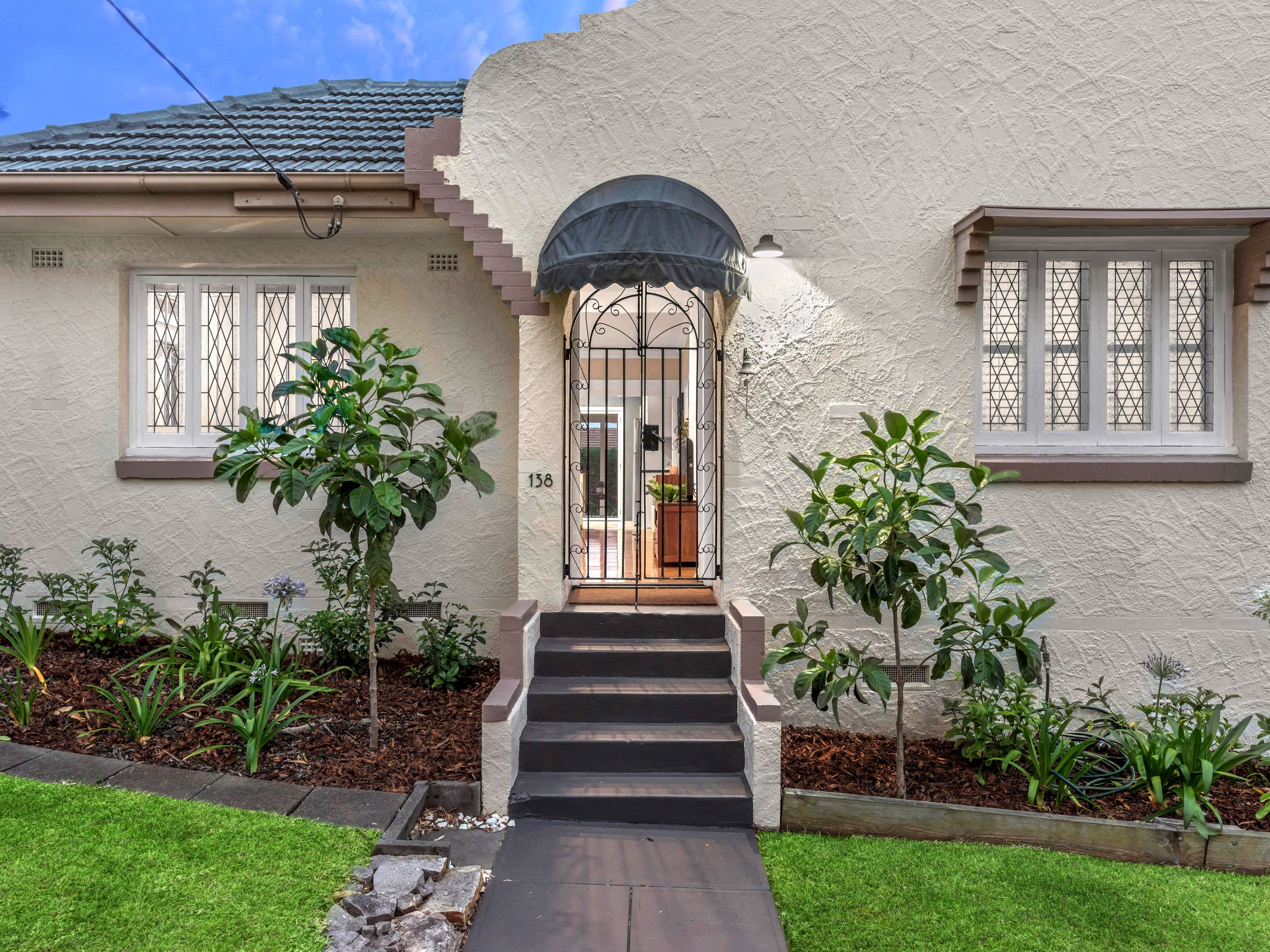 138 Stanley Road, Camp Hill QLD 4152, Camp Hill - Thumbnail 2