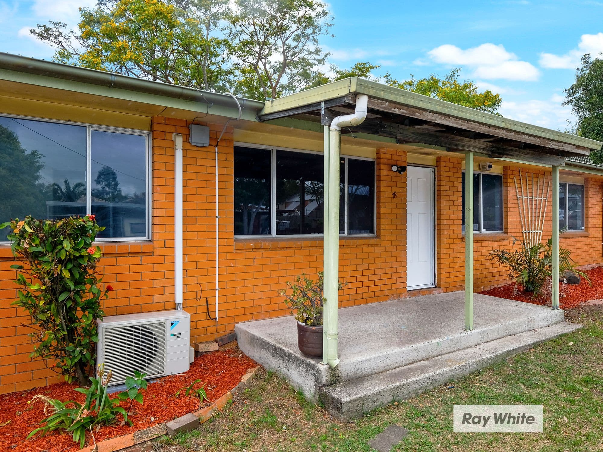 4 Yarraga Avenue, Ellen Grove QLD 4078, Ellen Grove - Thumbnail 2