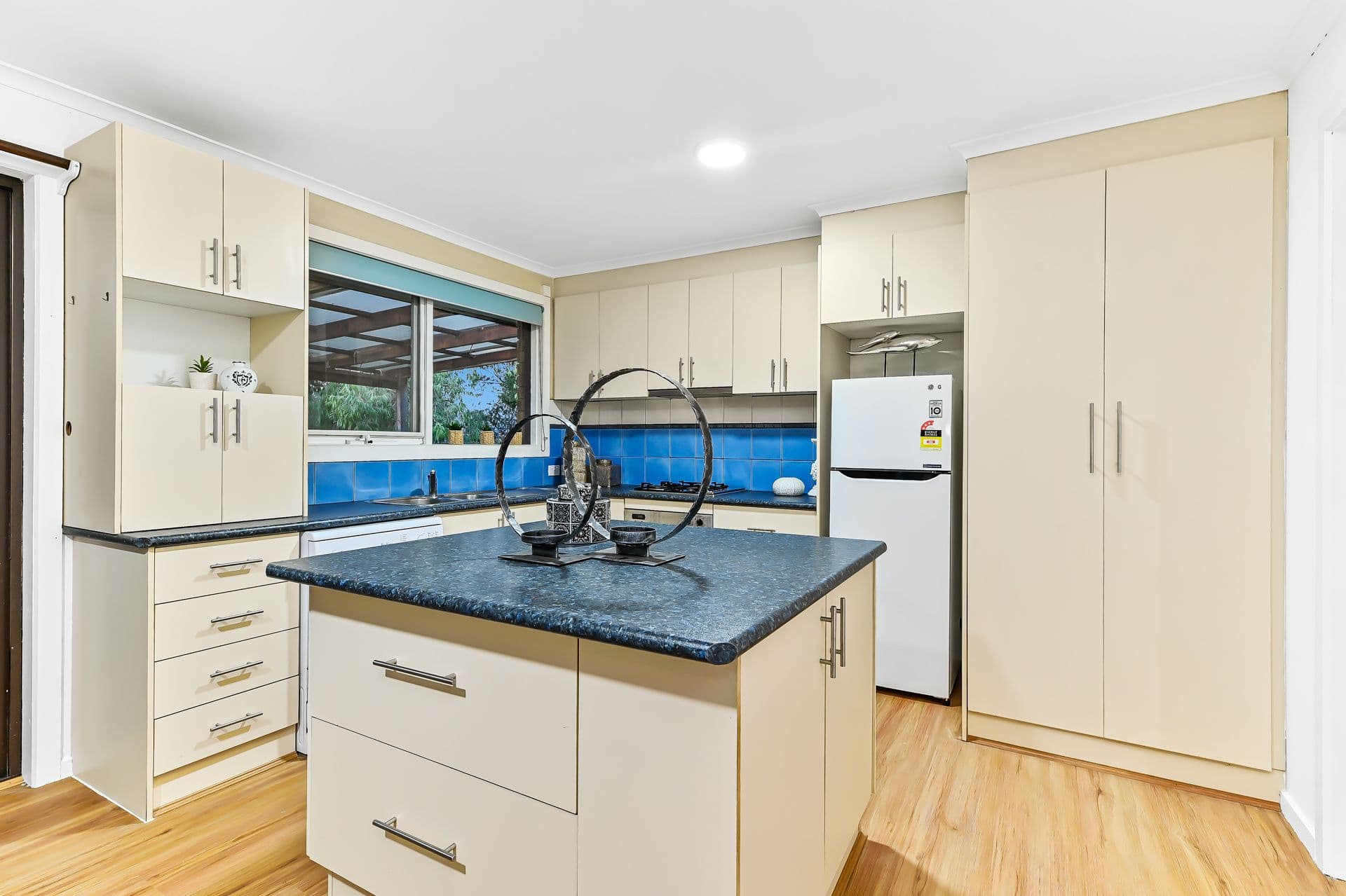 8 Parklands Court, Narre Warren VIC 3805, Narre Warren - Thumbnail 5