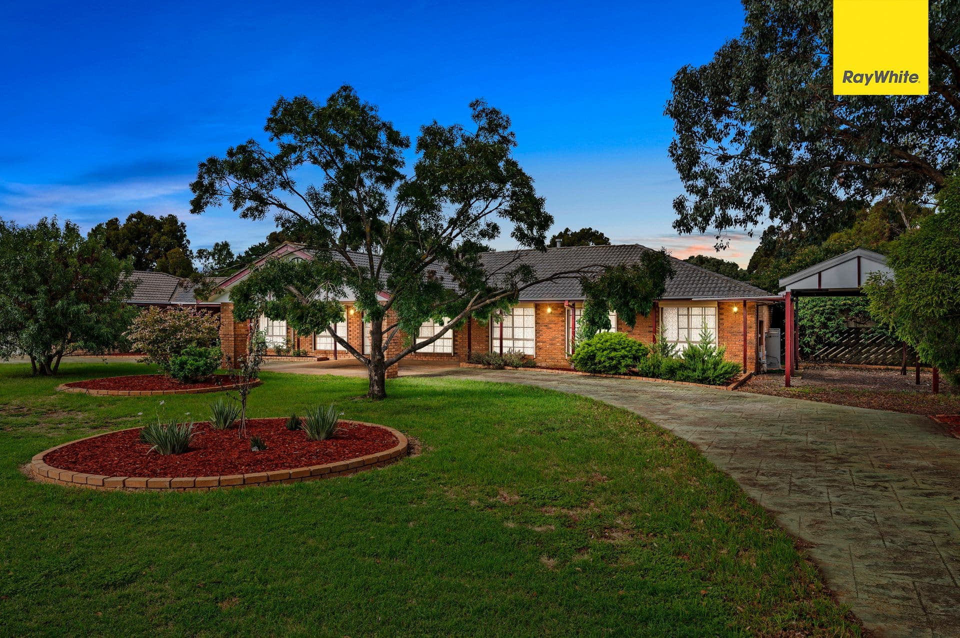 1 Springbank Way, Brookfield VIC 3338, Brookfield - Thumbnail 2