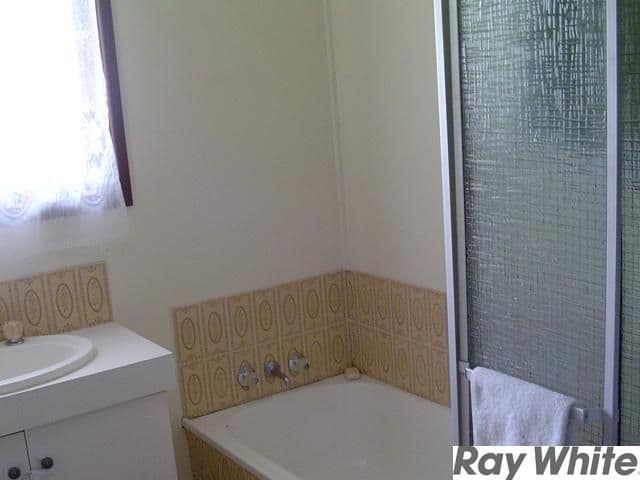 6 Fairfield Square, Morwell VIC 3840, Morwell - Thumbnail 4