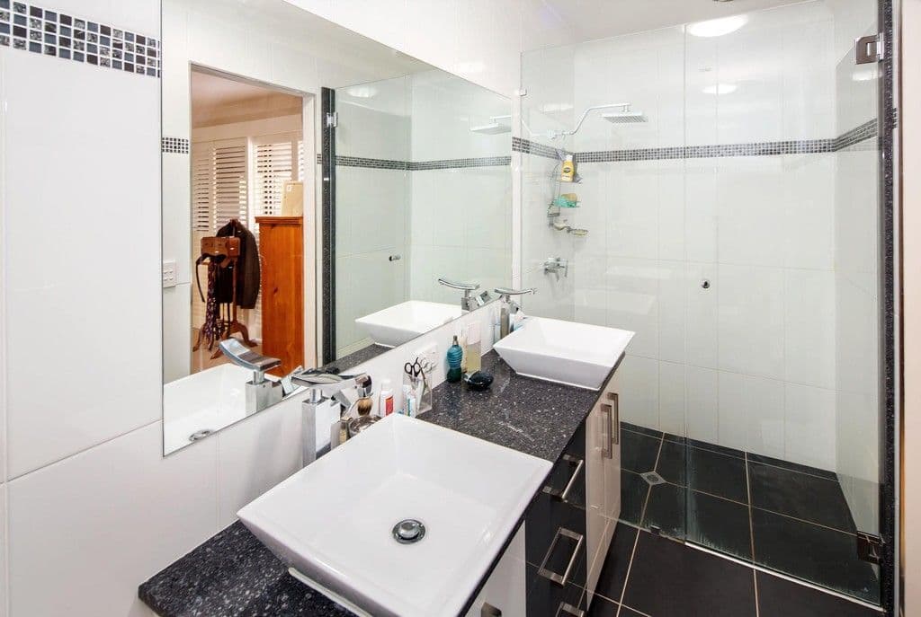 18 Wilmot Place, HELENSVALE QLD 4212, Helensvale - Thumbnail 6