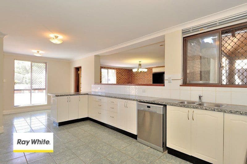 4 Hawley Place, Marangaroo WA 6064, Marangaroo - Thumbnail 4