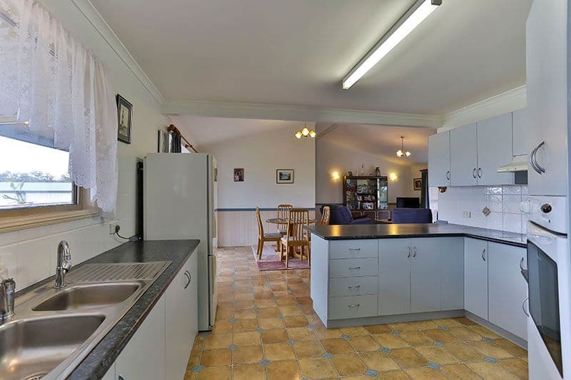 9 Lee Court, Crows Nest QLD 4355, Crows Nest - Thumbnail 3