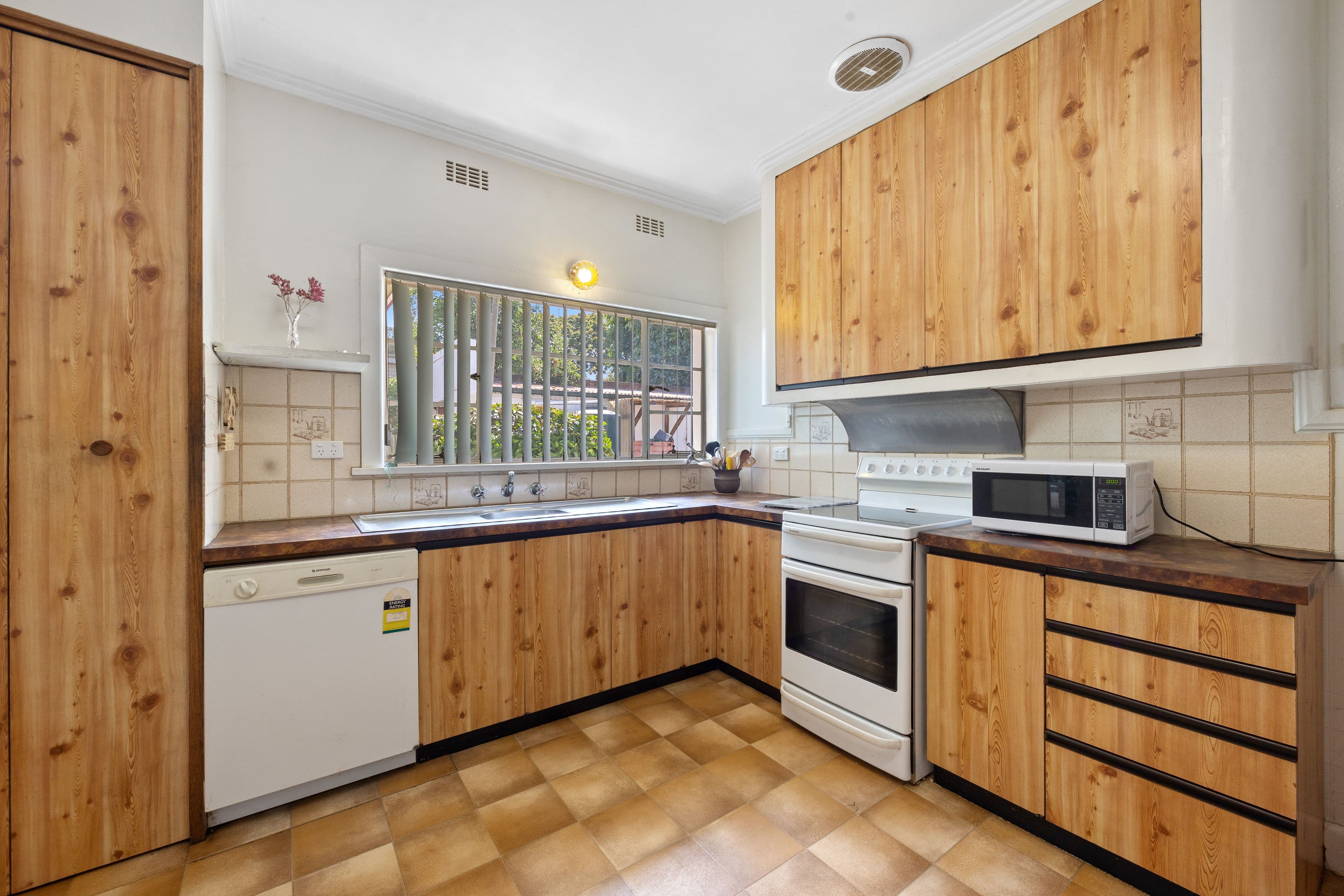 37 Koonwarra Road, Leongatha VIC 3953, Leongatha - Thumbnail 8