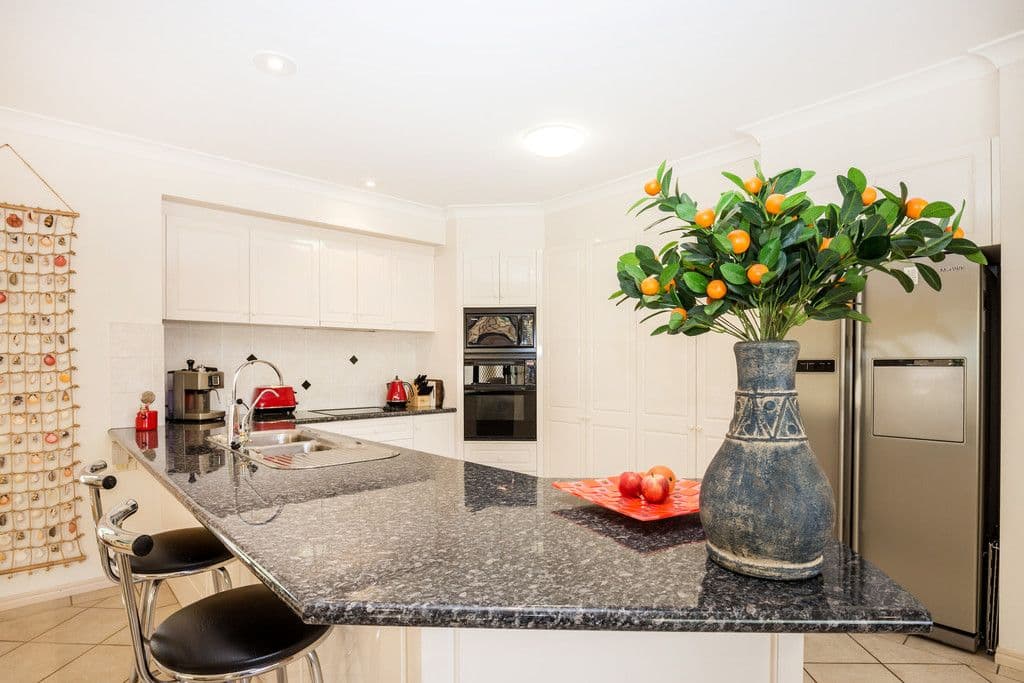 32 Oyster Cove Promenade, Helensvale QLD 4212, Helensvale - Thumbnail 4