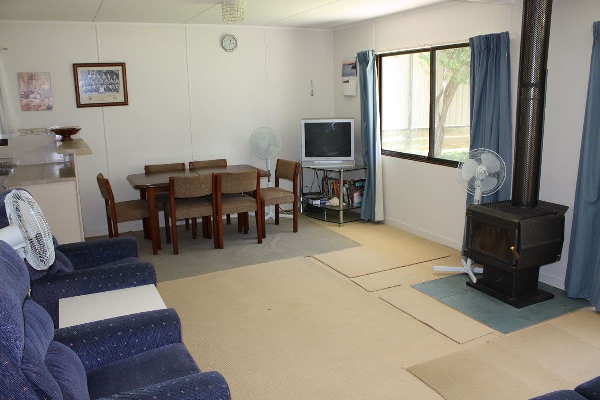 231 Sunset Strip, Manyana - Thumbnail 3
