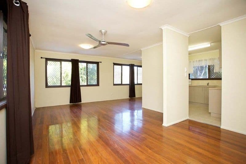 56 Nursery Road, HOLLAND PARK WEST QLD 4121, Holland Park West - Thumbnail 4
