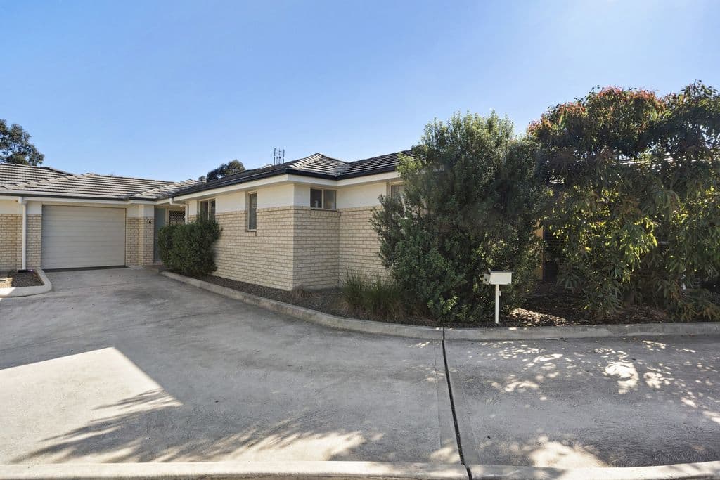 1/24A Zinfandel Circuit, Cessnock - Image 1