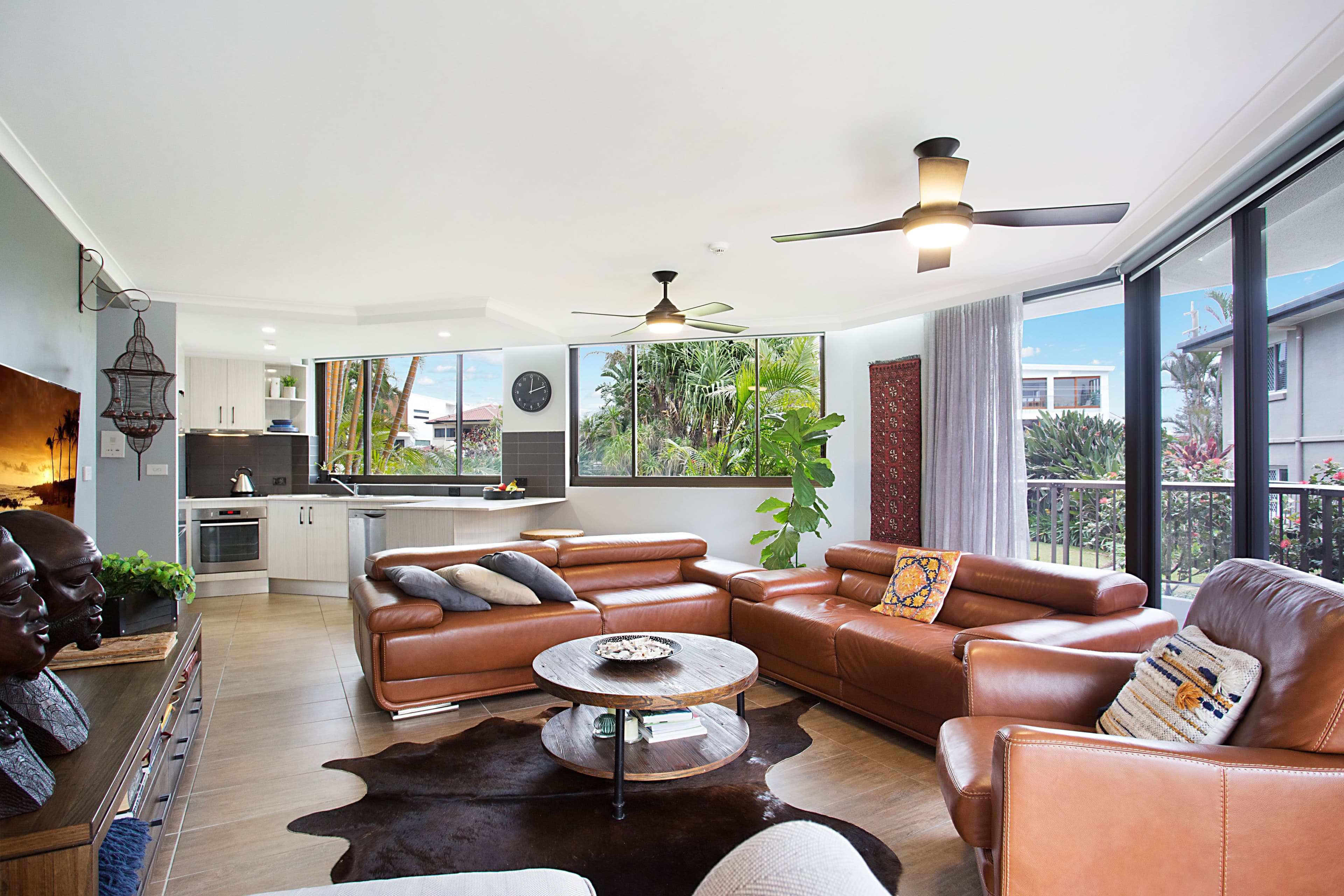37 Albatross Avenue, Mermaid Beach QLD 4218, Mermaid Beach - Thumbnail 4