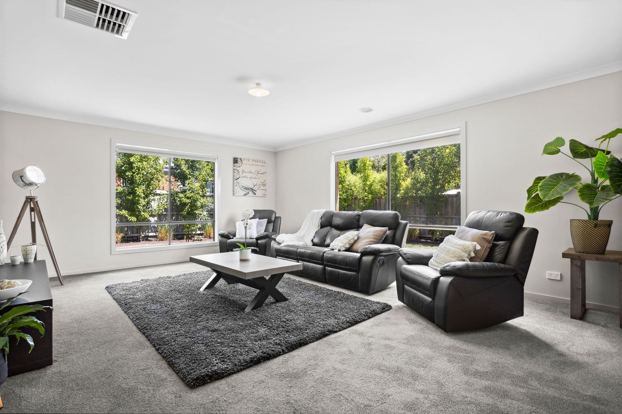 6 Winlaton Way, Woodend VIC 3442, Woodend - Image 1