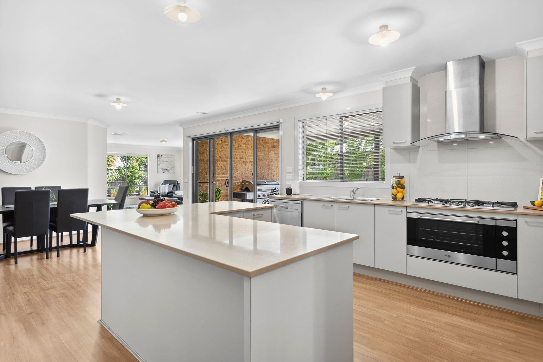 6 Winlaton Way, Woodend VIC 3442, Woodend - Thumbnail 4