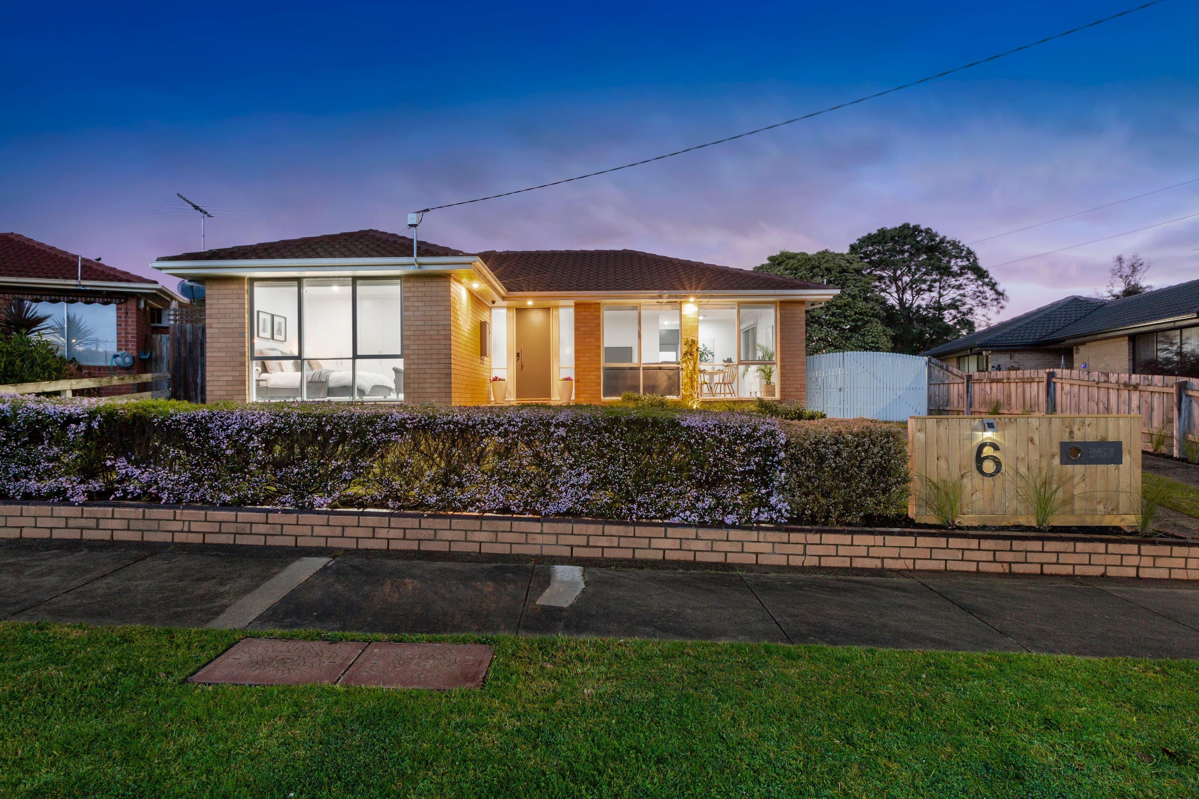 6 Escabon Grove, Frankston VIC 3199, Frankston - Image 1