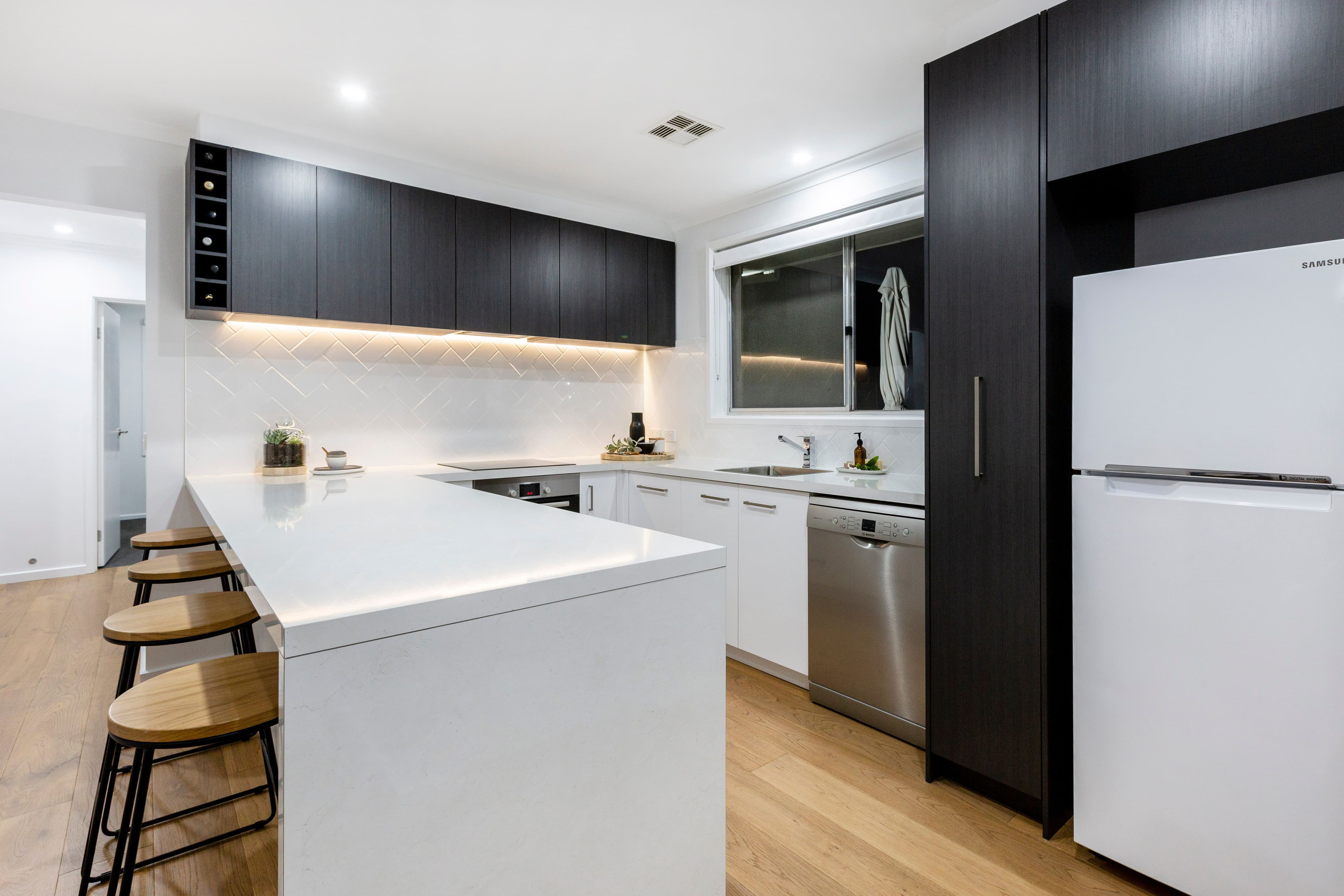 6 Escabon Grove, Frankston VIC 3199, Frankston - Thumbnail 2