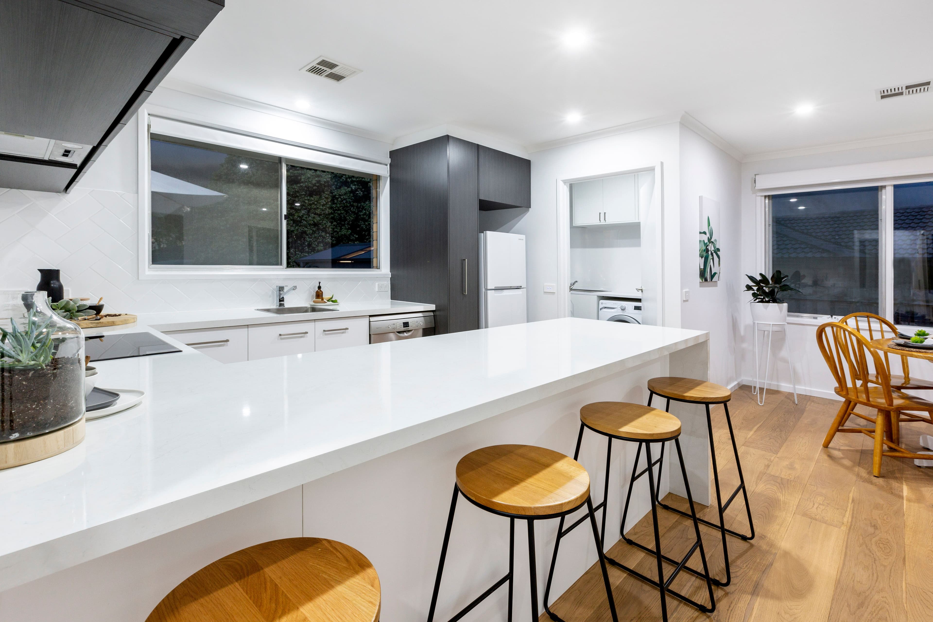 6 Escabon Grove, Frankston VIC 3199, Frankston - Thumbnail 3