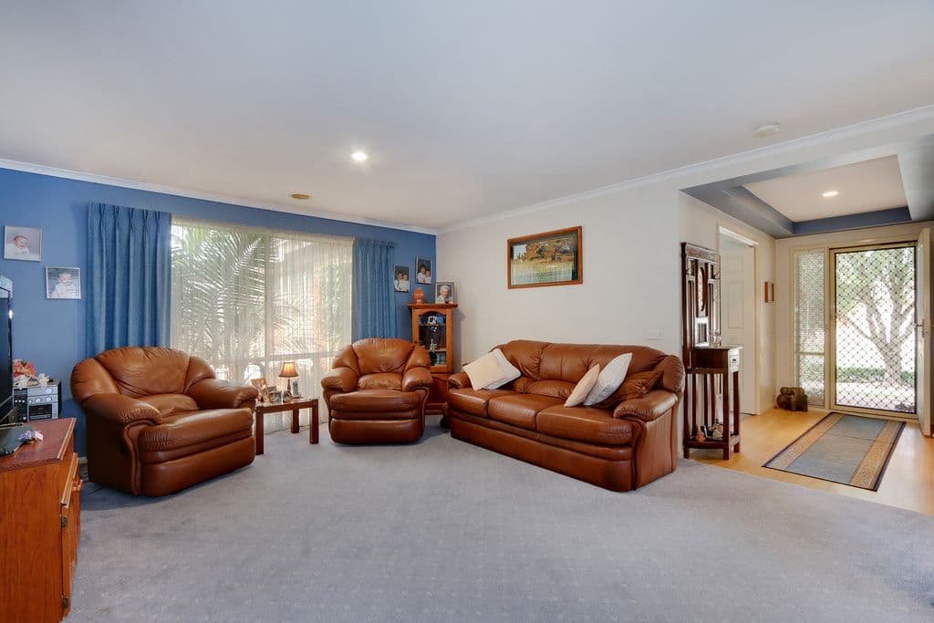 12 Glencoe Place, LILYDALE VIC 3140, Lilydale - Thumbnail 2