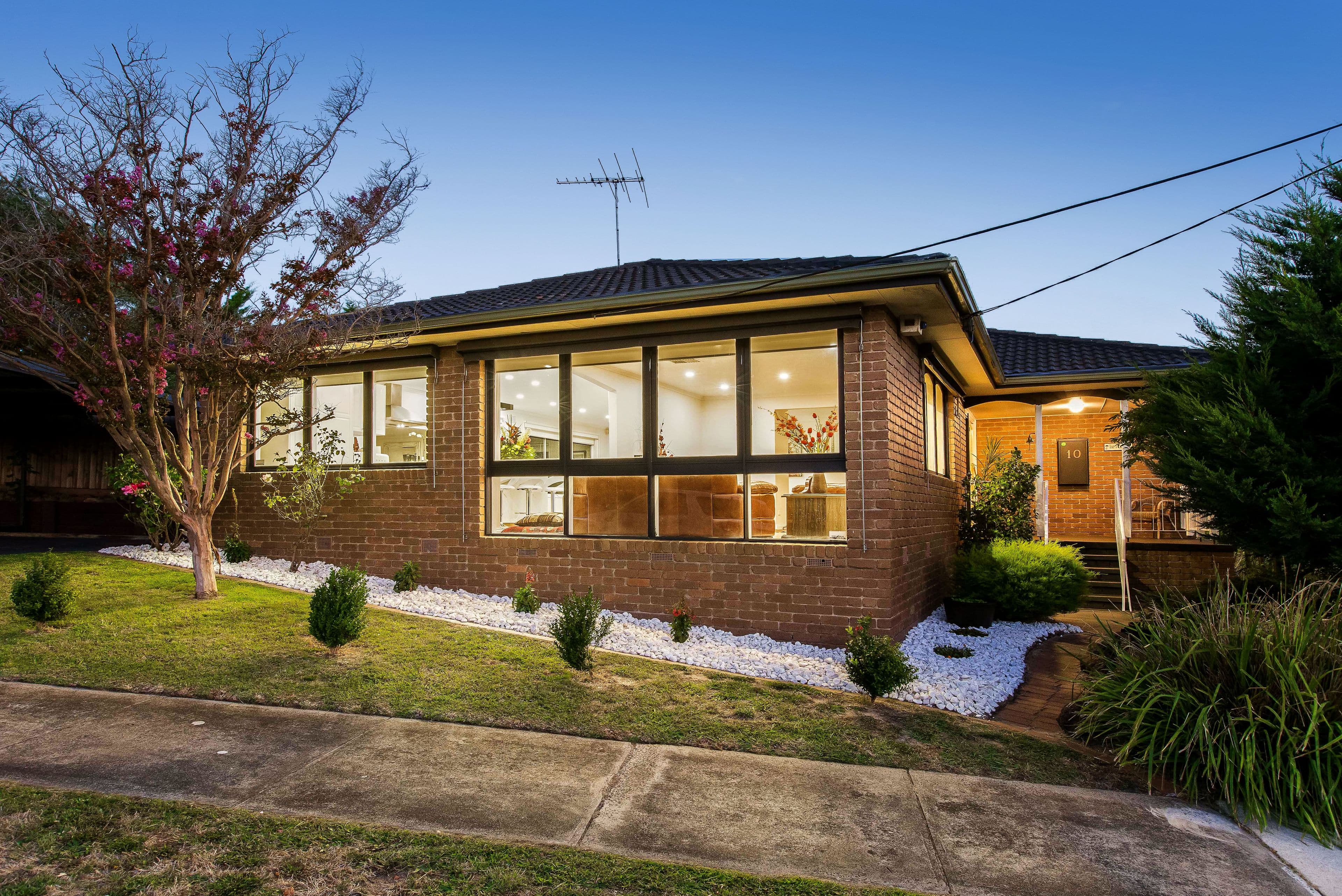 10 Beaumont Crescent, Frankston VIC 3199, Frankston - Image 1