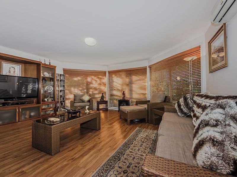 49 Cootharaba Drive, HELENSVALE QLD 4212, Helensvale - Thumbnail 2