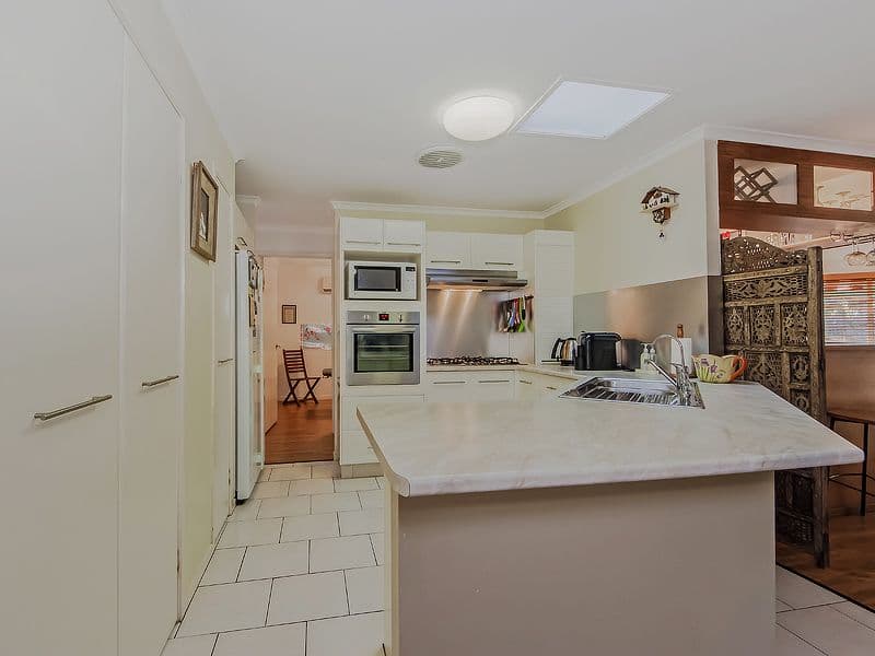 49 Cootharaba Drive, HELENSVALE QLD 4212, Helensvale - Thumbnail 3