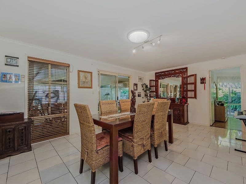 49 Cootharaba Drive, HELENSVALE QLD 4212, Helensvale - Thumbnail 4