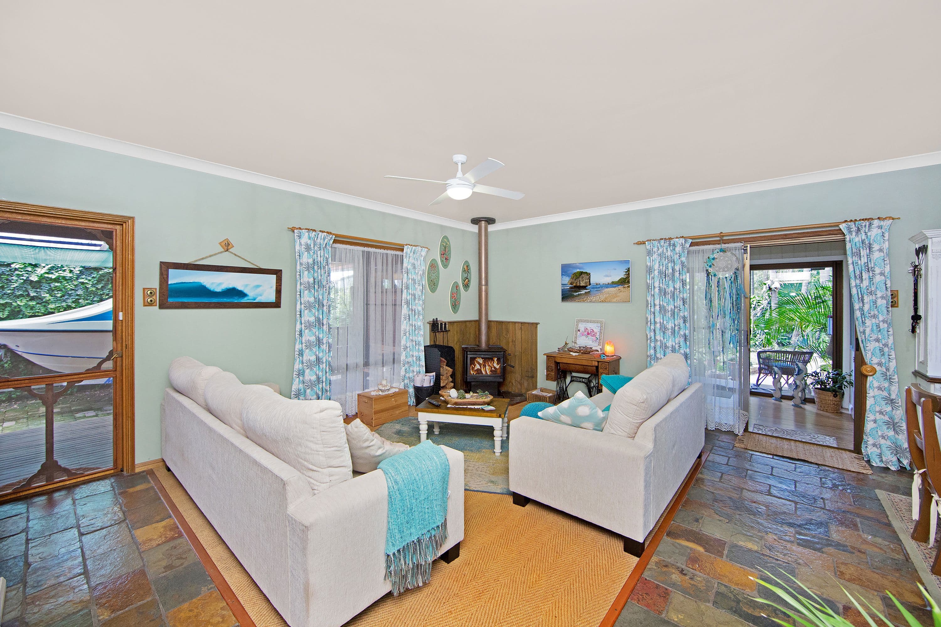 35 Trevally Avenue, Chain Valley Bay - Thumbnail 4