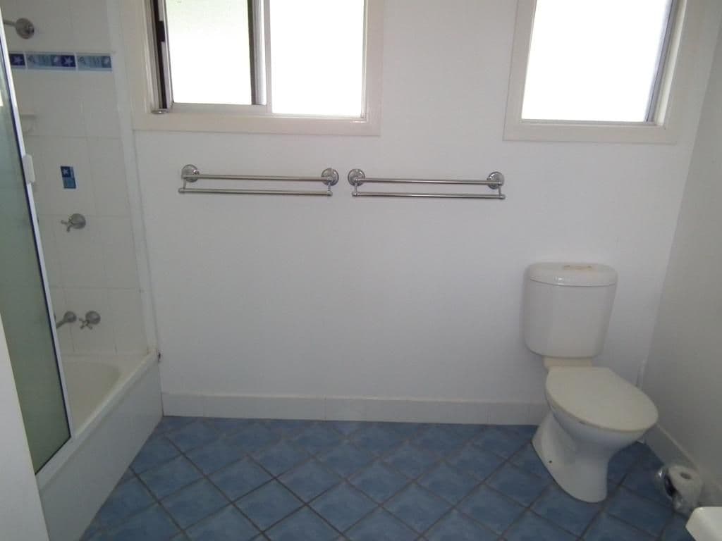 43 Wolseley Street, GRANVILLE QLD 4650, Granville - Thumbnail 8