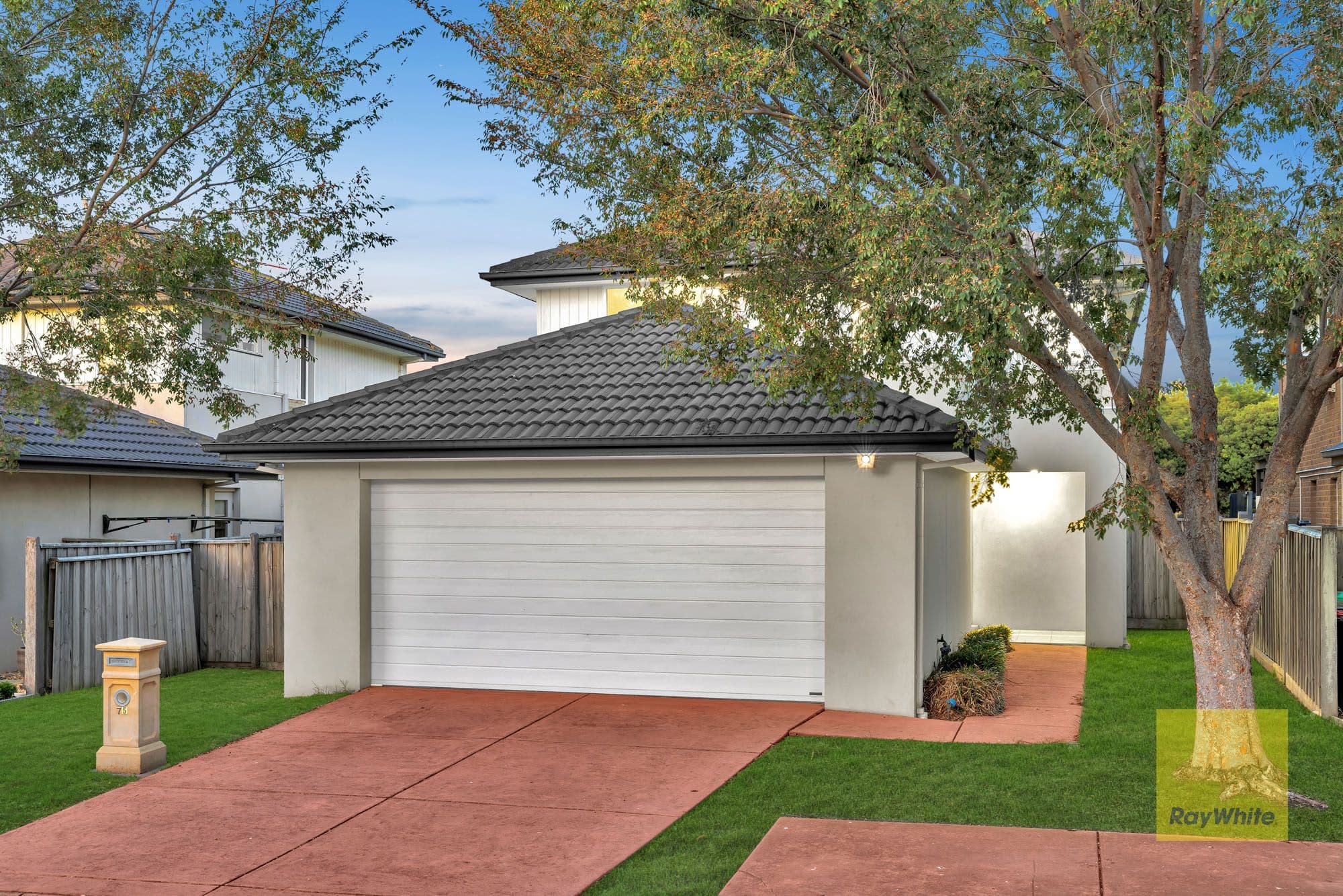 75 Vaucluse Boulevard, Point Cook VIC 3030, Point Cook - Thumbnail 4