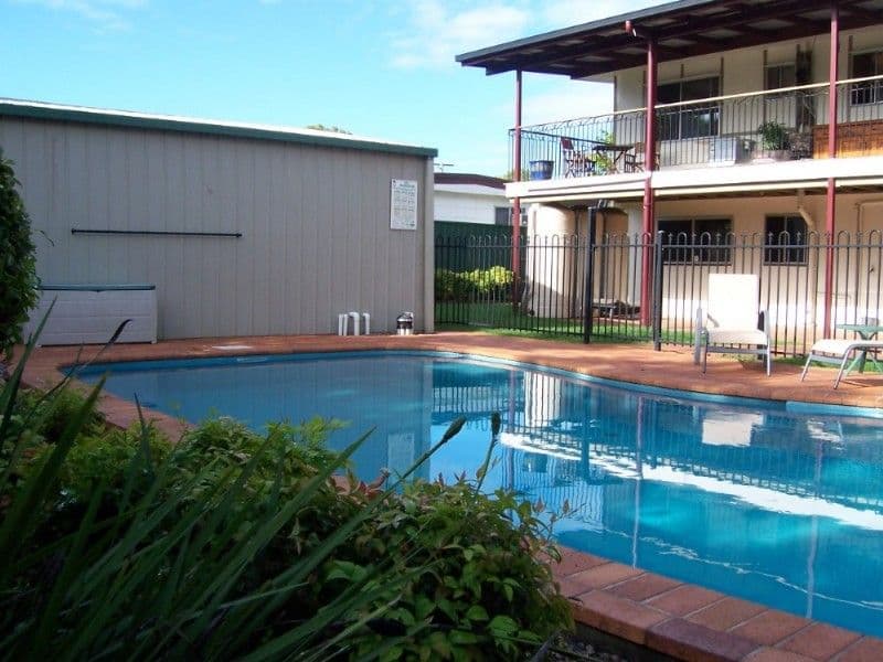 33 Dolphin Street, DECEPTION BAY QLD 4508, Deception Bay - Thumbnail 2