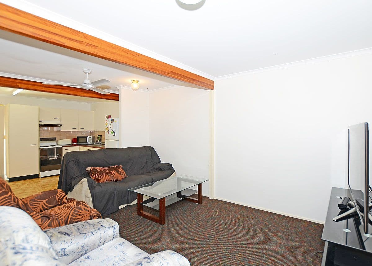 6 Beach Road, Pialba QLD 4655, Pialba - Thumbnail 2