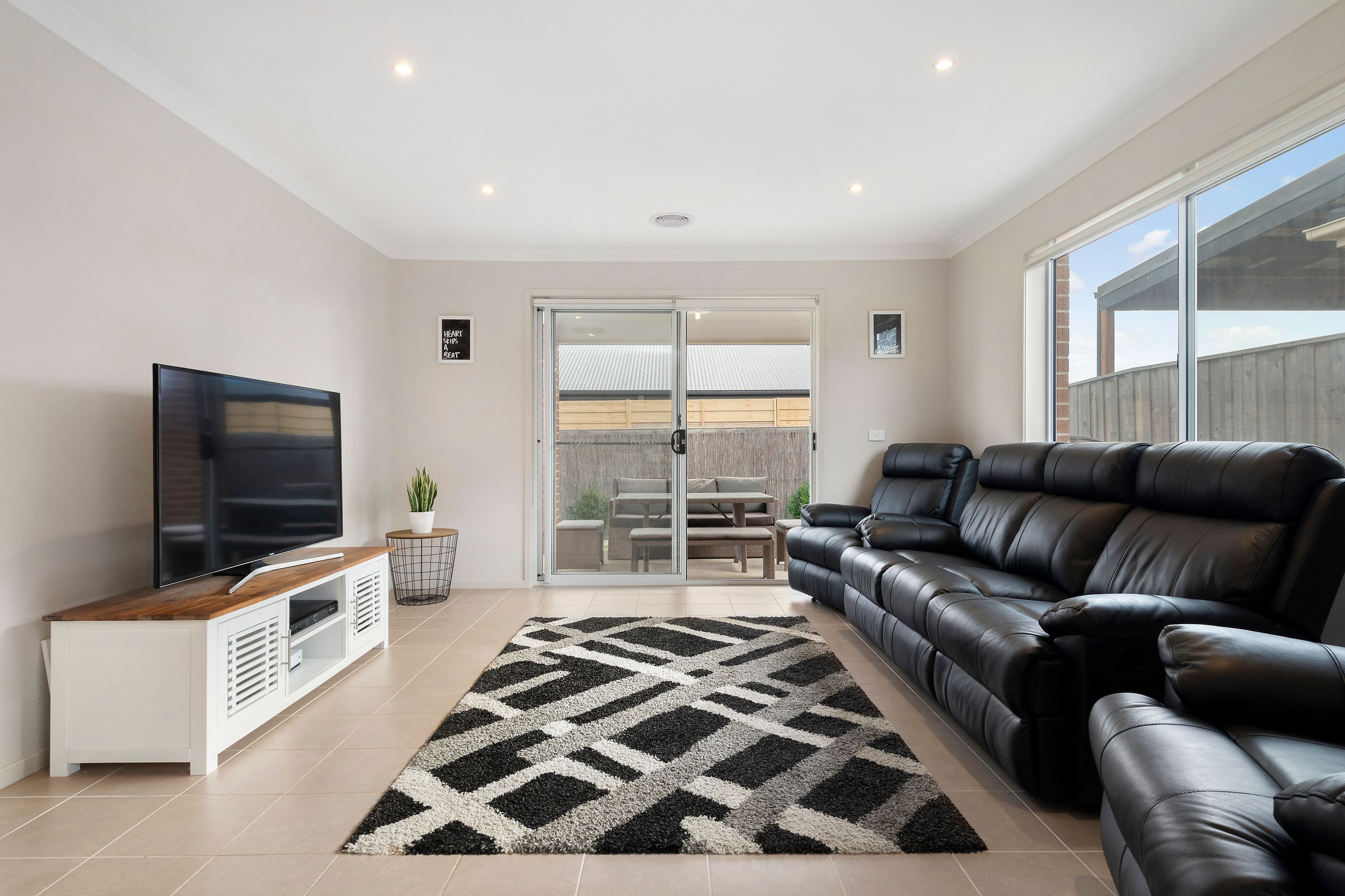 30 Windermere Parade, Doreen VIC 3754, Doreen - Thumbnail 4