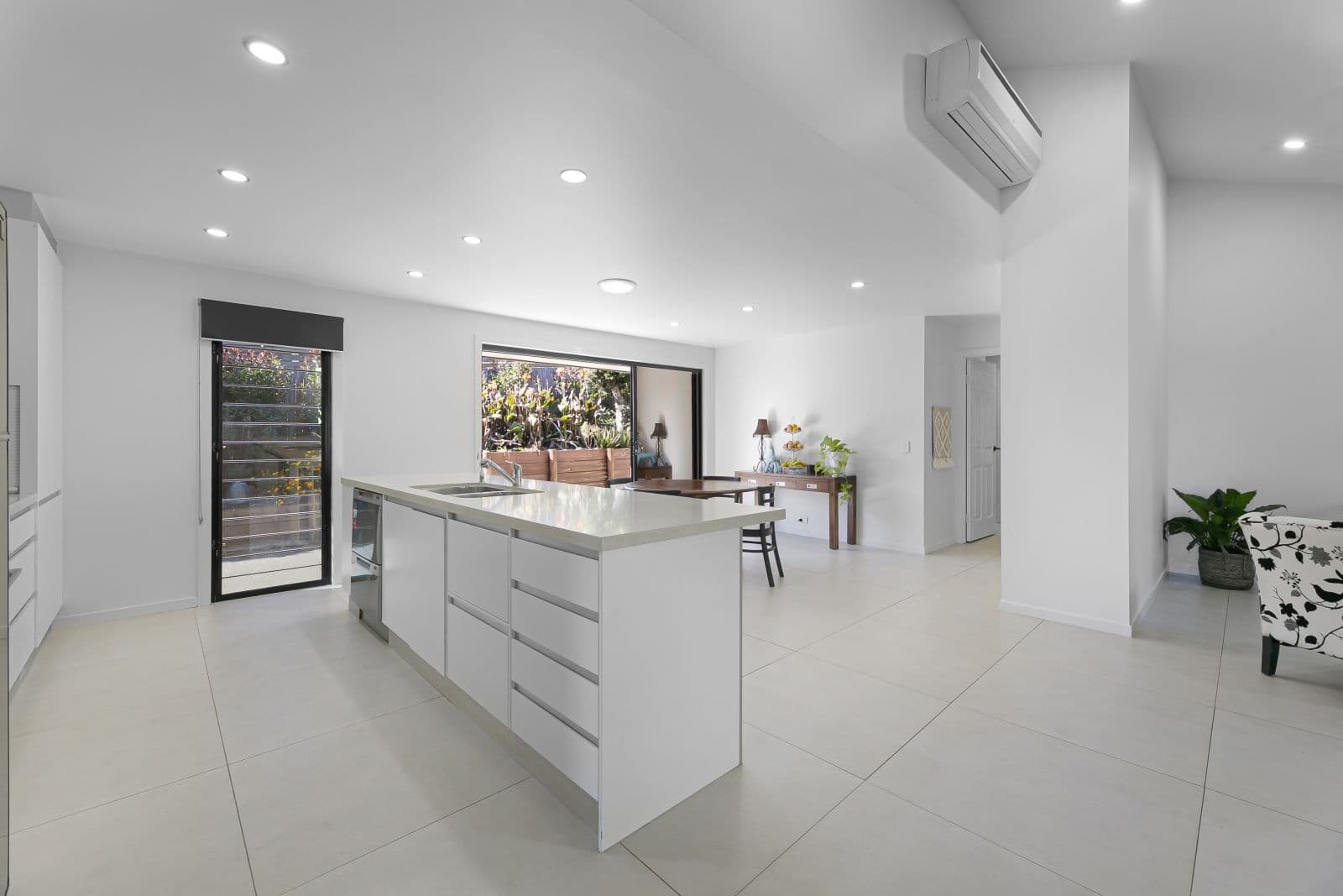 13 Texas Court, Oxenford QLD 4210, Oxenford - Thumbnail 6