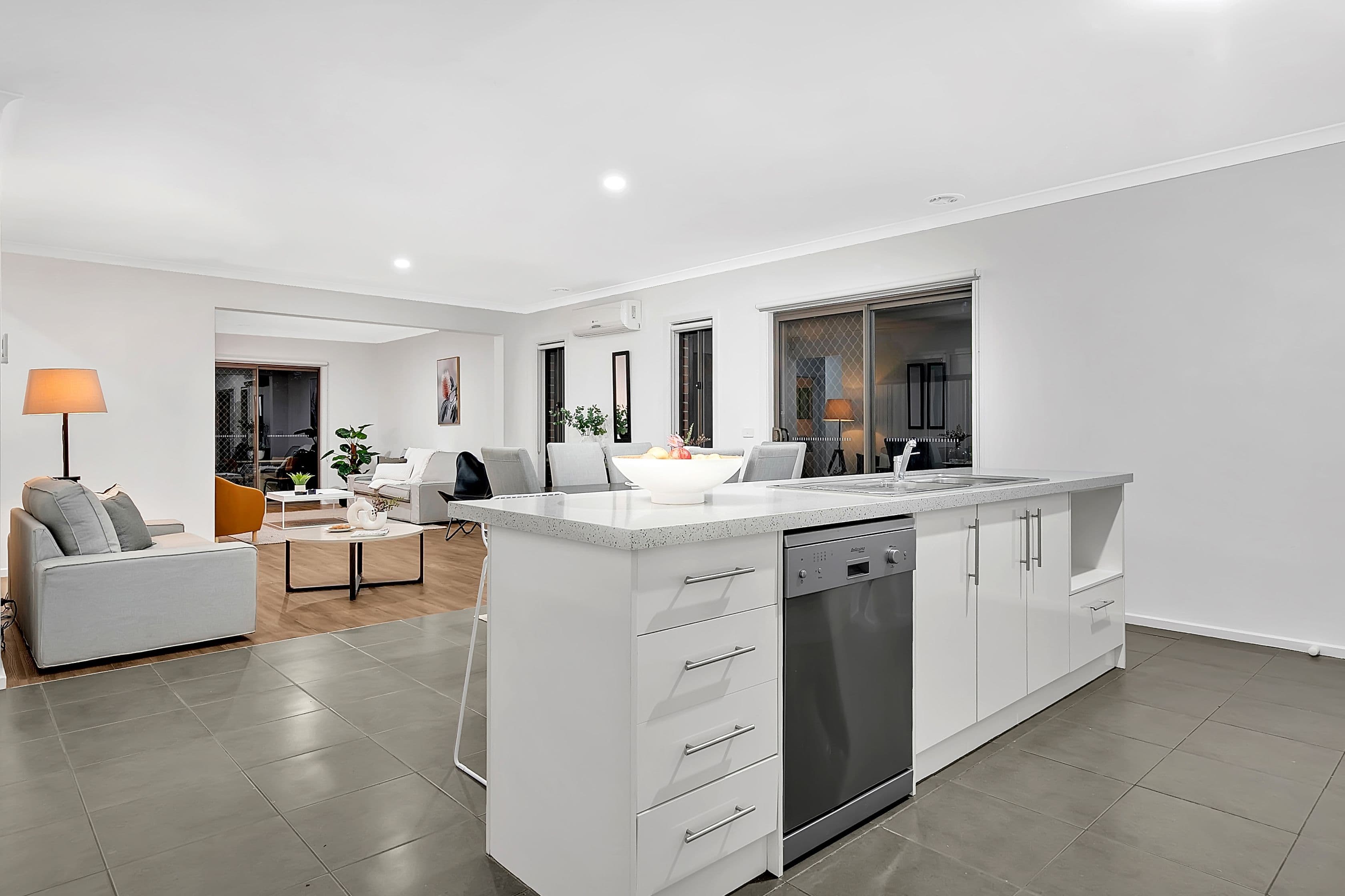 42 Kerrabee Drive, Mernda VIC 3754, Mernda - Thumbnail 3