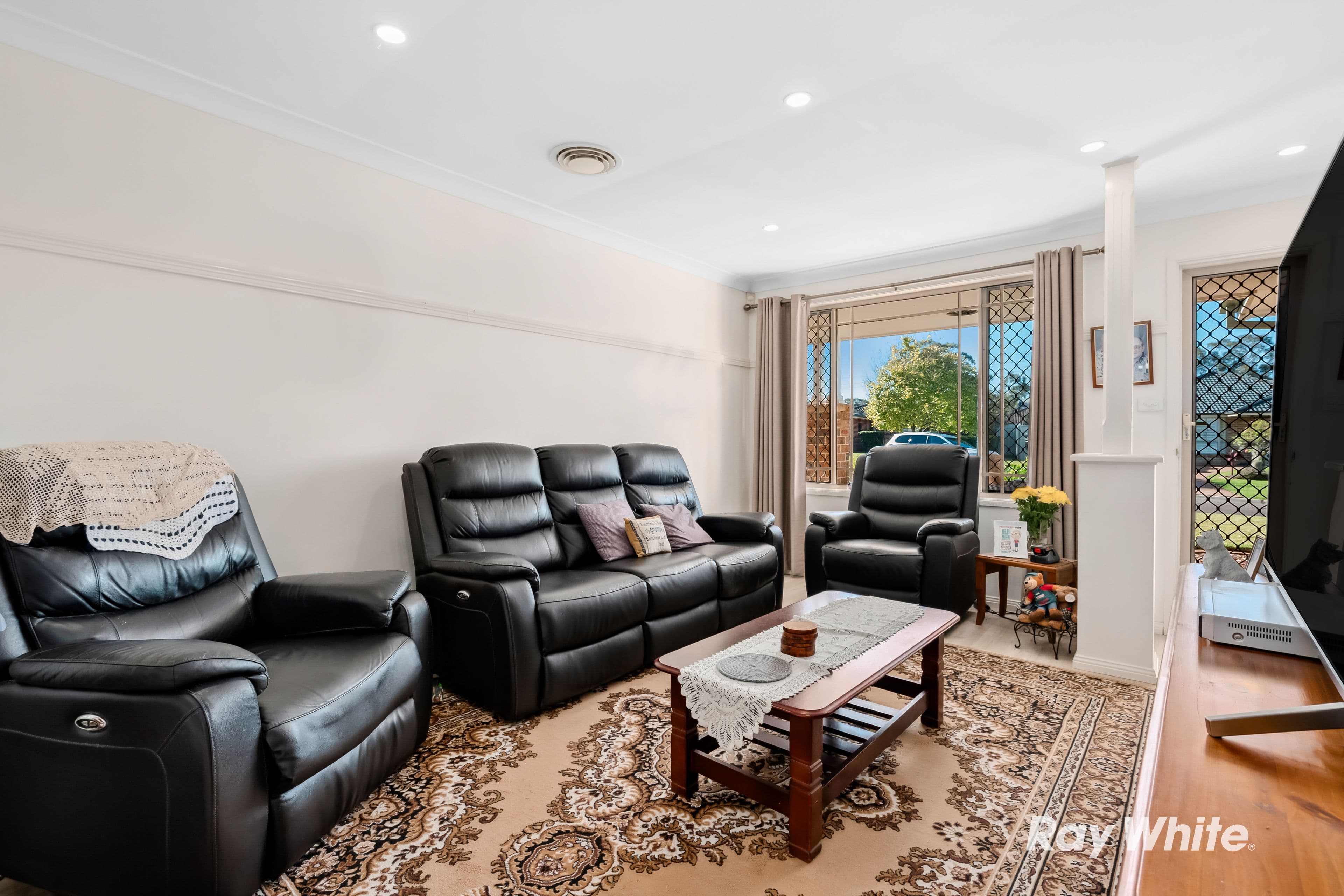 5 Stutt Place, South Windsor NSW 2756, South Windsor - Thumbnail 2