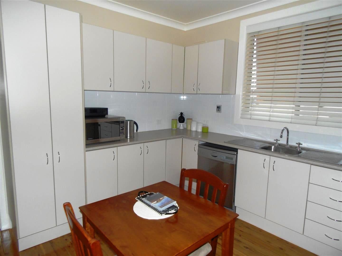 16 Forster Street, Parkes - Thumbnail 2