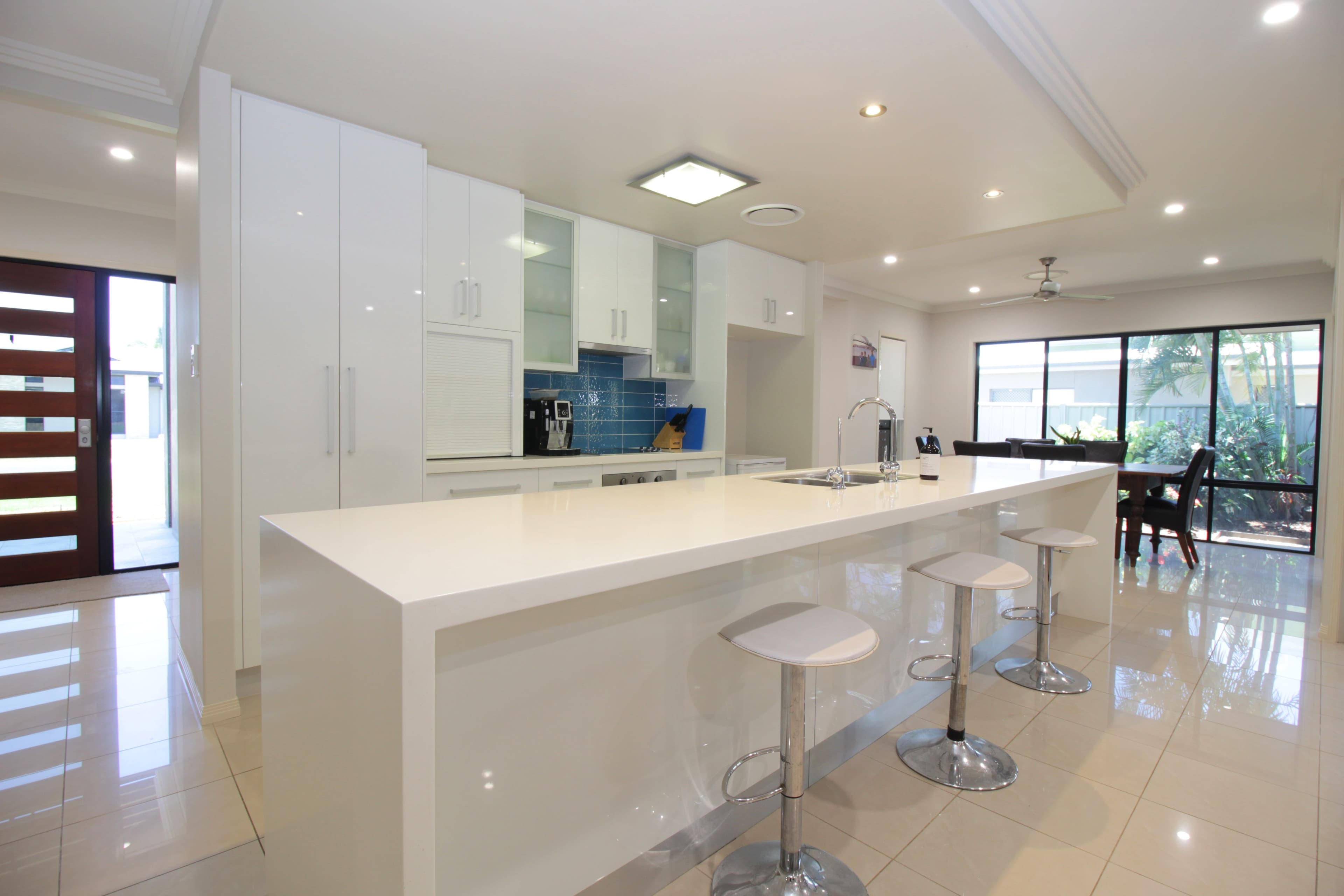 14 Cook Close, Emerald QLD 4720, Emerald - Thumbnail 4