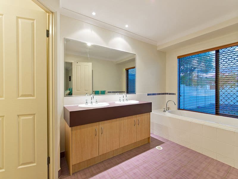 22 Clair Avenue, DECEPTION BAY QLD 4508, Deception Bay - Thumbnail 8