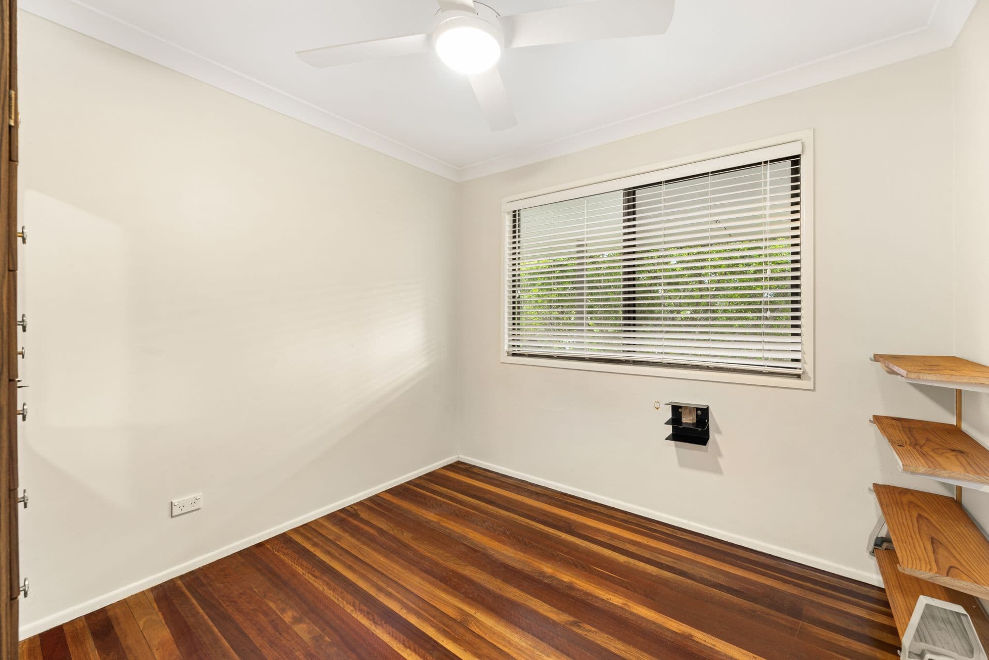 4 Nevern Street, Macgregor QLD 4109, Macgregor - Thumbnail 6