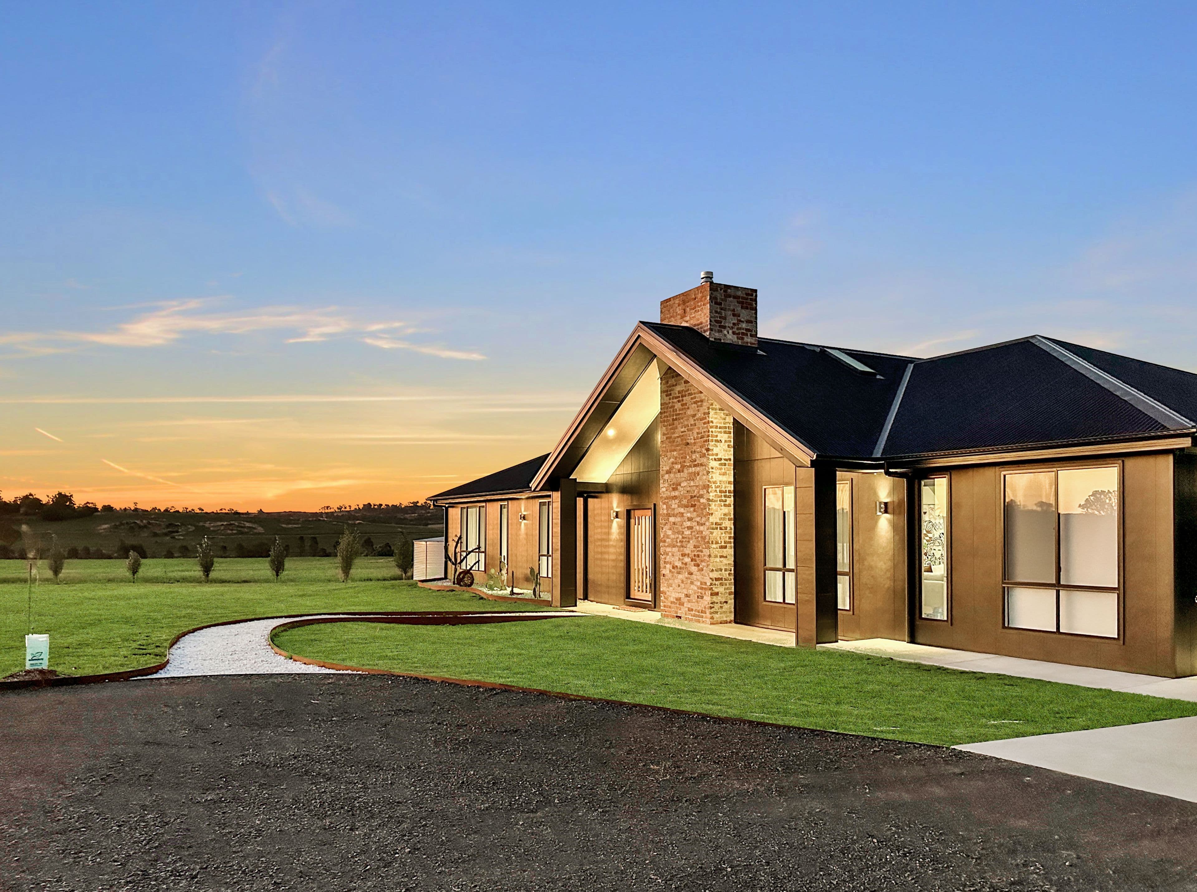 1003 Henry Lawson Way, Young NSW 2594, Young - Thumbnail 2