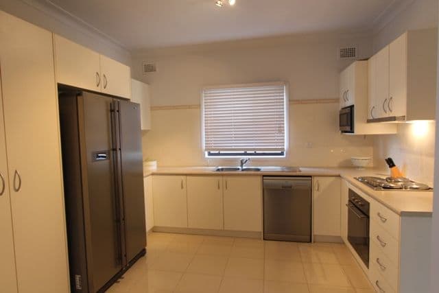 7 Foxlow Street, Canley Heights NSW 2166, Canley Heights - Thumbnail 2